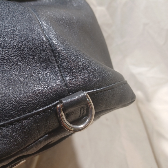 Coach Ashley - Picture 5 of 12